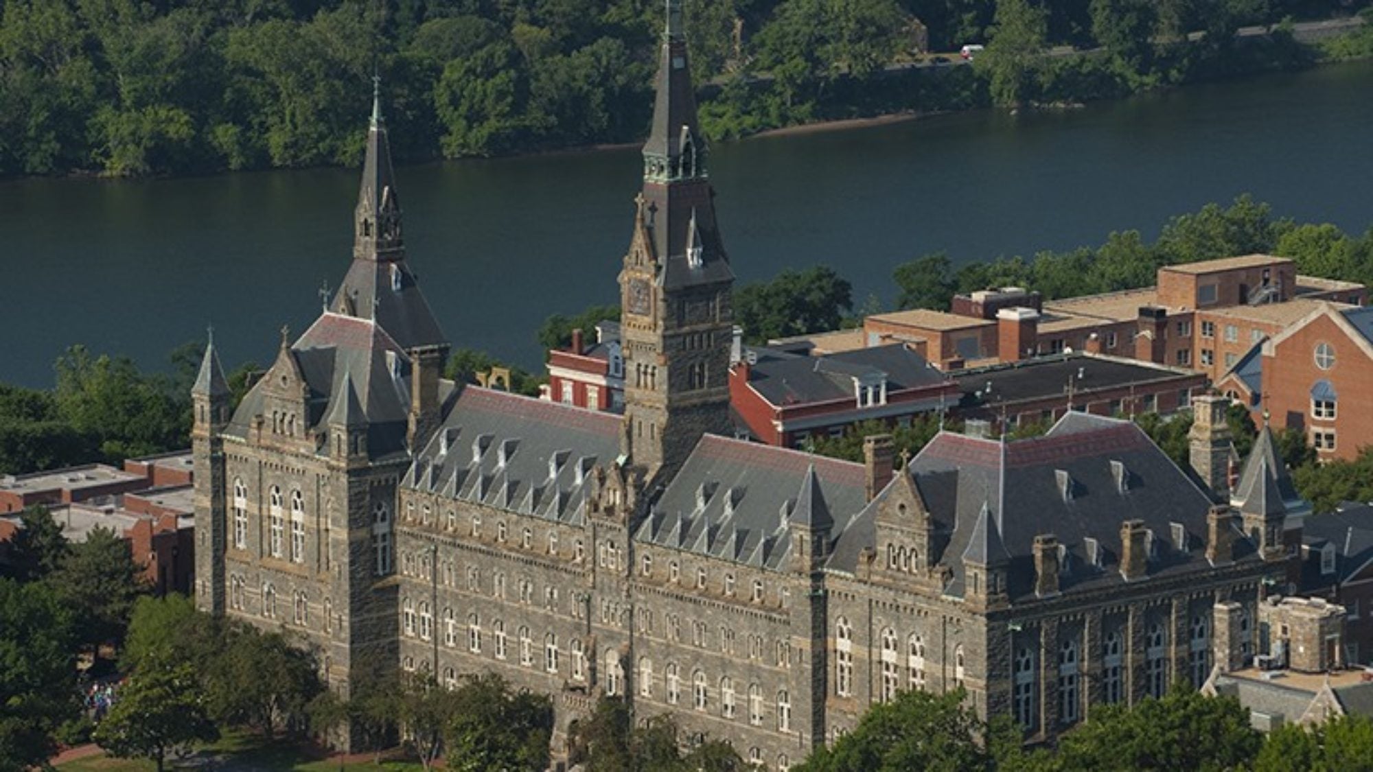 Georgetown Signs On To Amicus Brief As Immigration Order Heads To U S 