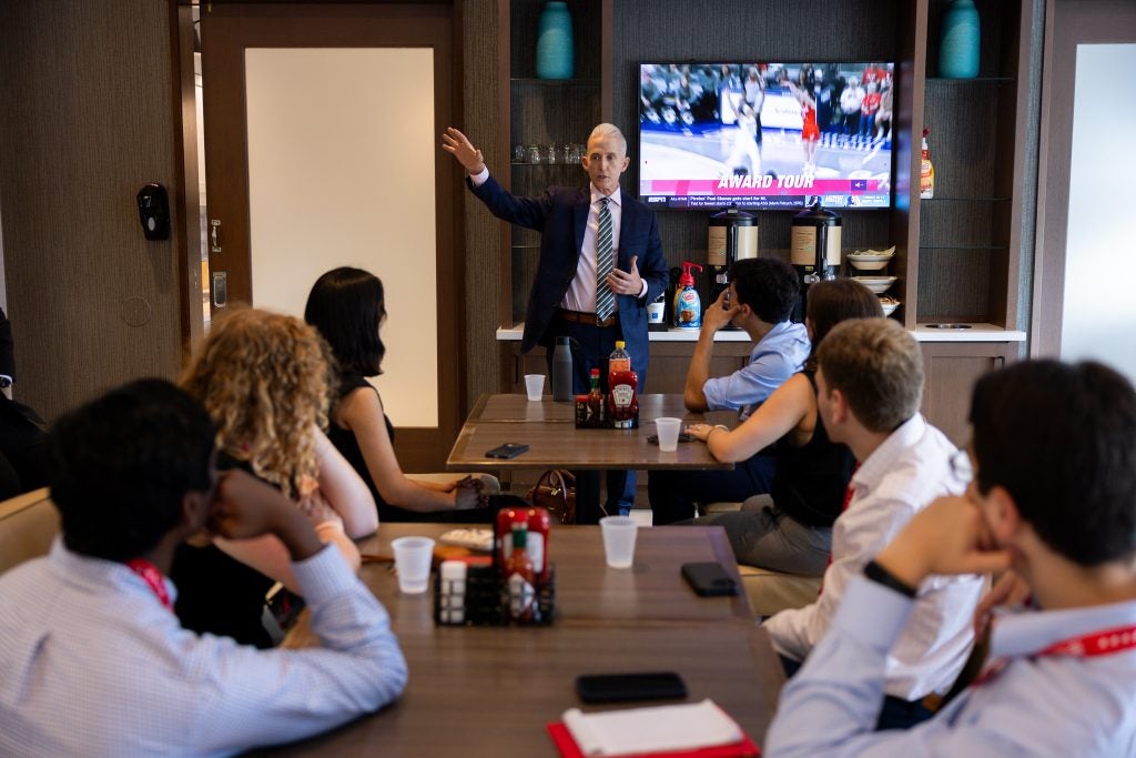 Trey Gowdy speaking to a group of GU students