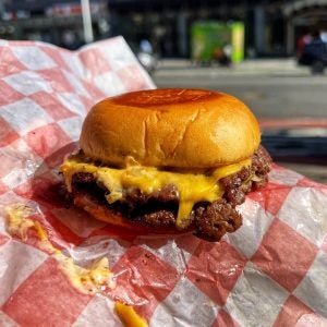 A cheesburger