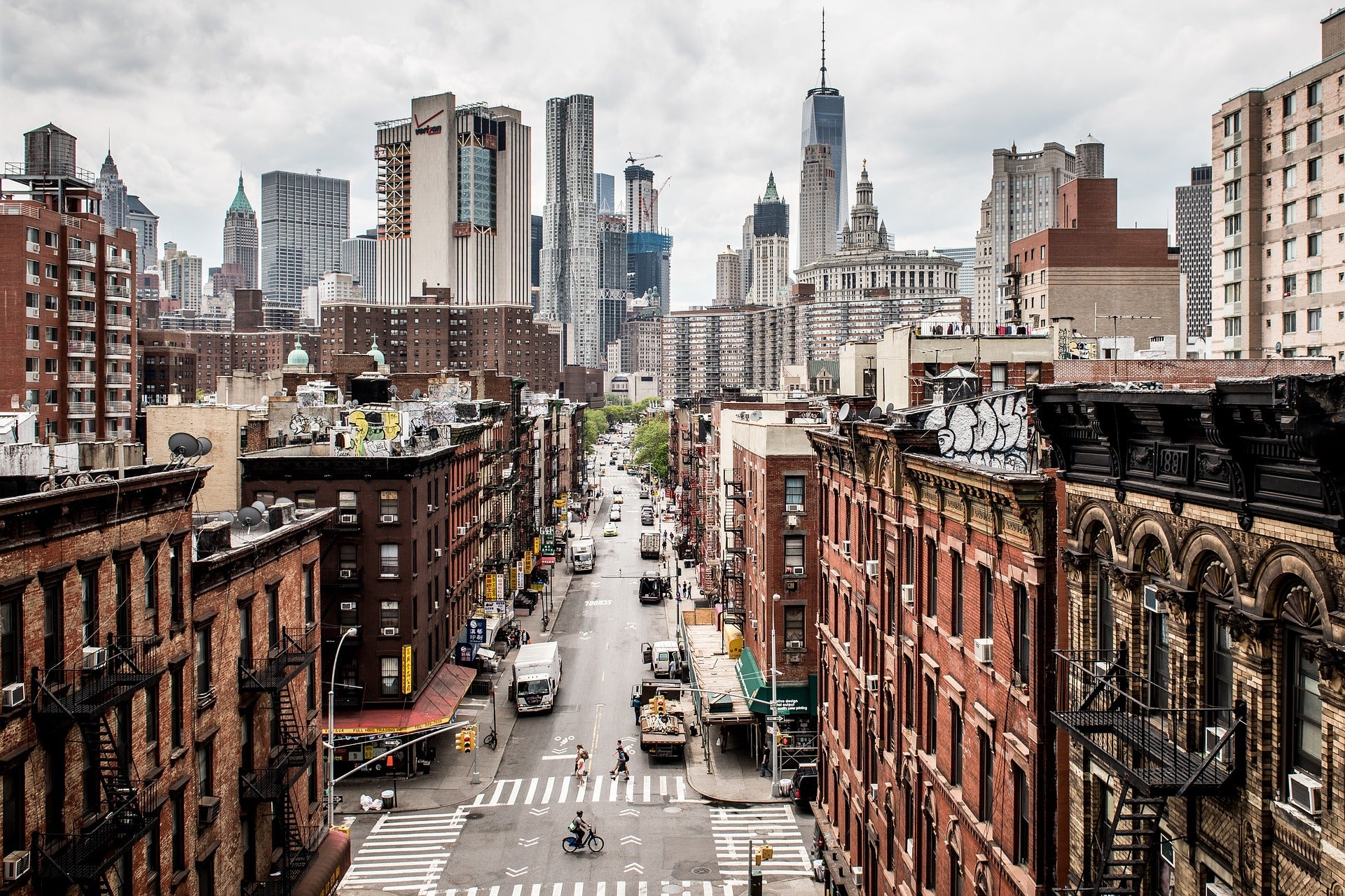 Wide ariel shot of a busy street in New York City